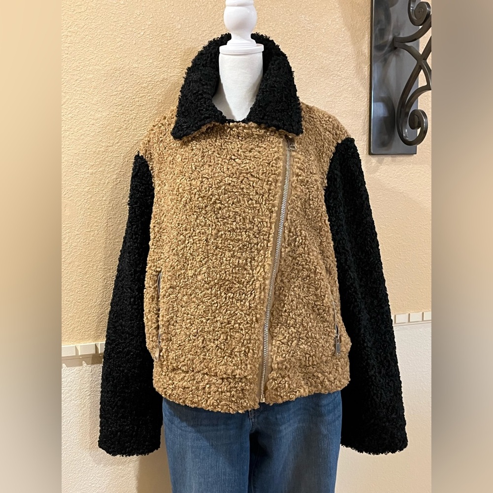 Nine West Sherpa bomber jacket in tan & black w/ asymmetrical zipper. XL - Picture 5 of 13